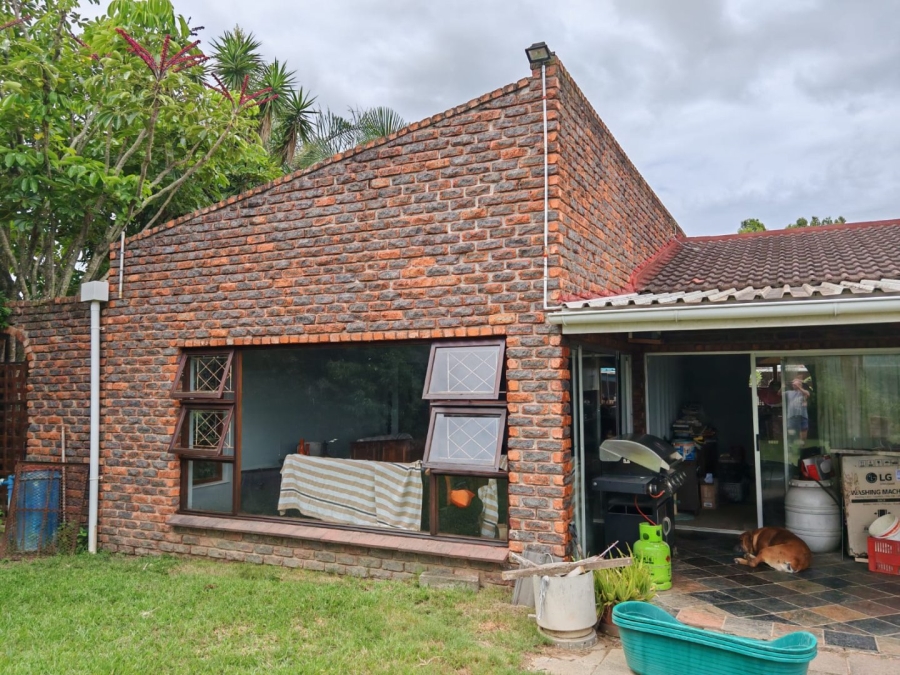 3 Bedroom Property for Sale in Nahoon Valley Park Eastern Cape